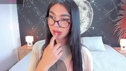 Rose online show from 12-17-25, 02:01