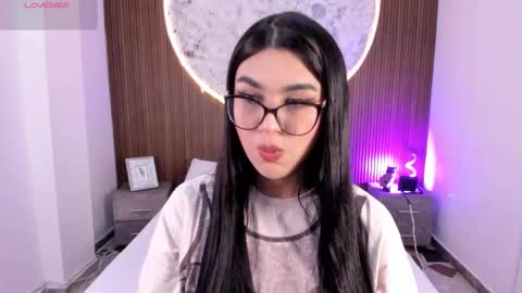 Rose online show from 12-18-25, 01:50