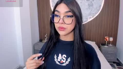 Rose online show from 04-22-26, 01:45