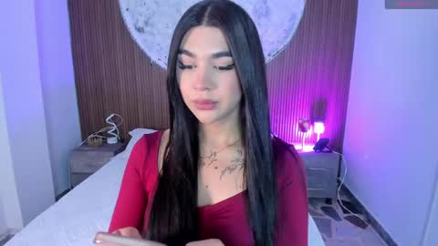 Rose online show from 05-20-26, 01:06