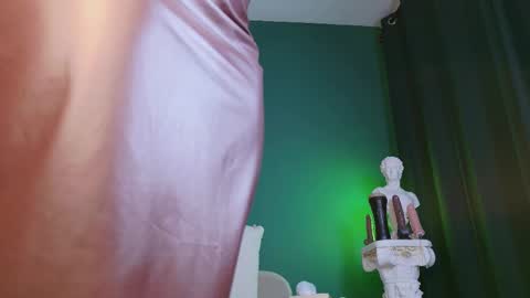 rosedelic online show from 10-18-25, 04:26