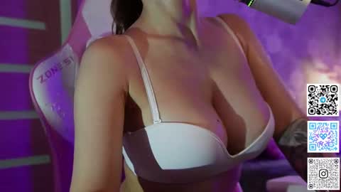 Snapshot of roseess_ chatting on 03-11-25, 04:54 roseess_ online show from 03-11-25, 04:54
