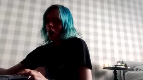 Helen online show from 07-20-26, 05:11