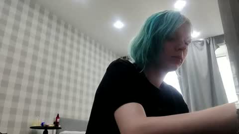 Helen online show from 07-27-26, 05:25