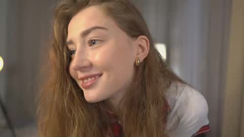 Elsa online show from 11-22-25, 04:11