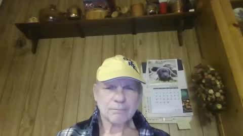 roses2u1958 online show from 04-01-26, 12:44