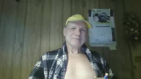 roses2u1958 online show from 04-28-26, 04:17