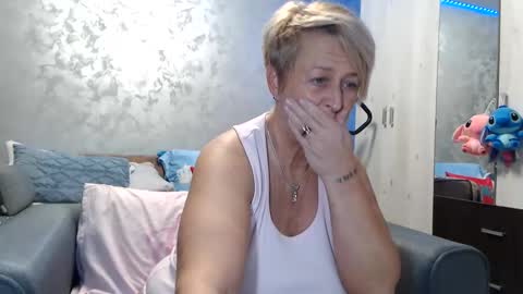 Lovepinklilly online show from 03-02-26, 06:37