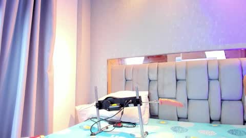 Snapshot of rosetemple chatting on 02-24-26, 05:05 Rose online show from 02-24-26, 05:05