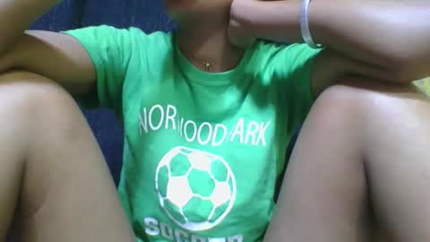 rosia685234 online show from 09-13-25, 06:57