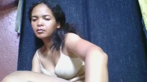 rosia685234 online show from 12-05-25, 04:14