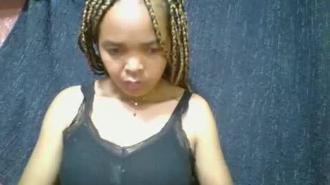 rosia685234 online show from 04-26-26, 07:17