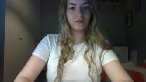 Snapshot of rosie_june chatting on 11-04-25, 07:51 Rosie online show from 11-04-25, 07:51