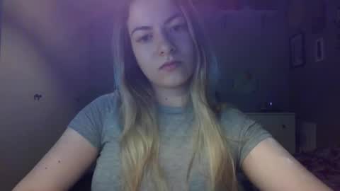 Rosie online show from 04-21-26, 07:03