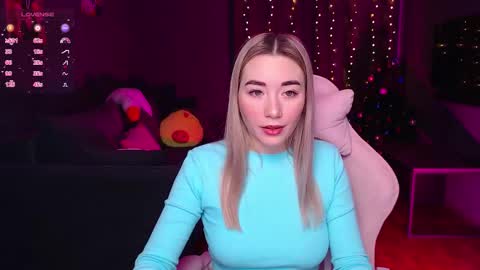 Snapshot of rosie_mac chatting on 01-16-26, 02:26 Rosie online show from 01-16-26, 02:26