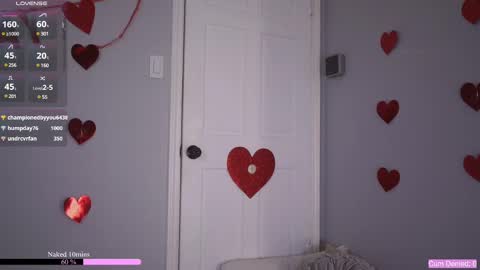 Snapshot of rosiebones chatting on 02-12-25, 12:05 Rosie Bones online show from 02-12-25, 12:05