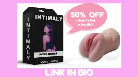 Snapshot of rosiebones chatting on 03-08-25, 08:14 Rosie Bones online show from 03-08-25, 08:14