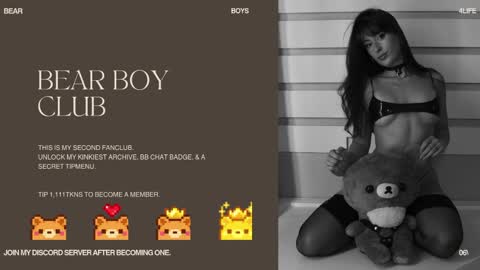 Snapshot of rosiebones chatting on 05-26-26, 10:28 Rosie Bones online show from 05-26-26, 10:28