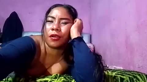 rosmerynavarro online show from 12-15-24, 03:34