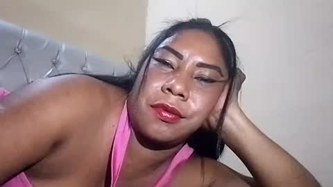 rosmerynavarro online show from 02-18-25, 04:04