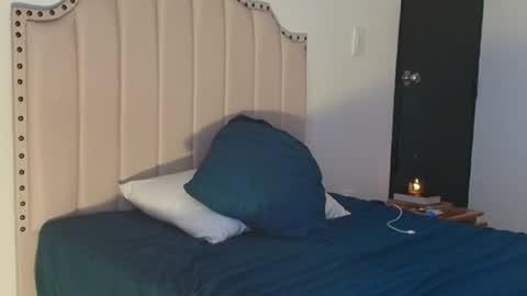 Ross BakerHot online show from 01-09-26, 02:20