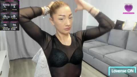 Rossa online show from 02-24-26, 07:17