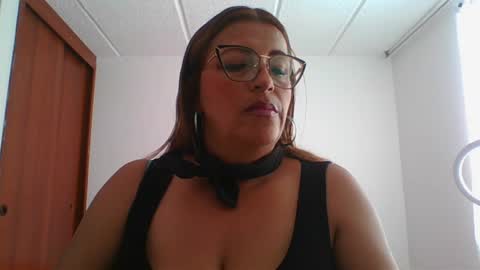 Snapshot of rossanalionheart chatting on 12-28-24, 07:01 Rossana online show from 12-28-24, 07:01