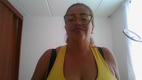 Snapshot of rossanalionheart chatting on 02-02-25, 06:31 Rossana online show from 02-02-25, 06:31