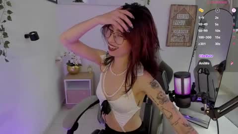 Miss Rosse online show from 02-18-25, 04:16