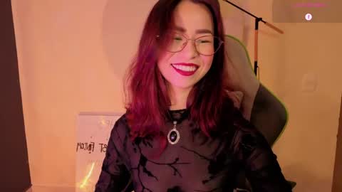 Miss Rosse online show from 04-30-26, 01:39