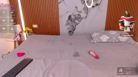 Rossi Hill online show from 04-23-26, 01:35