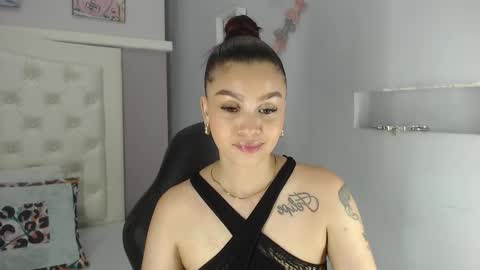 Snapshot of rossi_baker chatting on 11-12-25, 05:35 Rossi online show from 11-12-25, 05:35