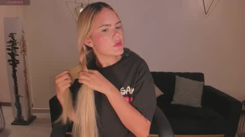 Rossie Rivers online show from 02-12-26, 12:11