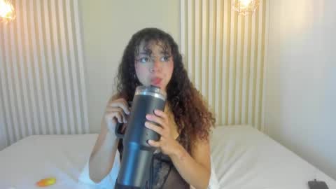 Snapshot of rossvega_ chatting on 09-27-25, 07:30 Ross online show from 09-27-25, 07:30