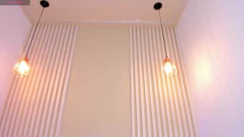 Snapshot of rossvega_ chatting on 11-09-25, 08:40 Ross online show from 11-09-25, 08:40