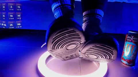 rosyejones online show from 10-10-25, 02:43