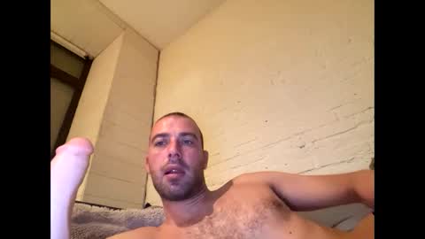 Snapshot of rotteei1 chatting on 09-25-25, 04:05 rotteei1 online show from 09-25-25, 04:05