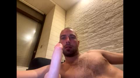 Snapshot of rotteei1 chatting on 09-28-25, 06:19 rotteei1 online show from 09-28-25, 06:19