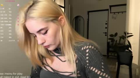 Snapshot of rottenlullaby chatting on 09-19-25, 08:20 - my telegram channel online show from 09-19-25, 08:20