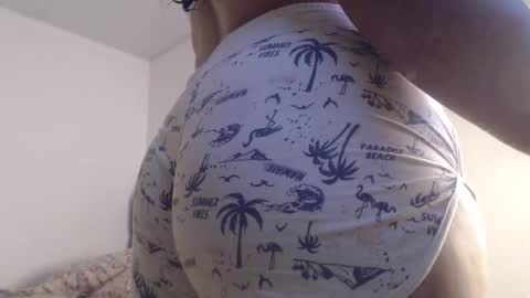 Snapshot of rough_diamond06 chatting on 04-18-26, 02:48 Diamond rough online show from 04-18-26, 02:48