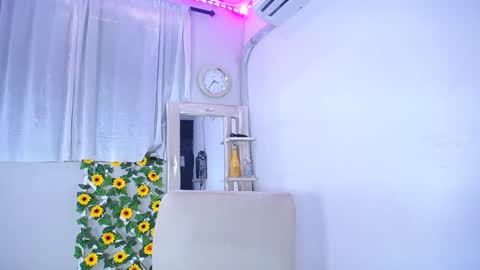 Snapshot of rous_25 chatting on 12-15-24, 04:59 rous_25 online show from 12-15-24, 04:59