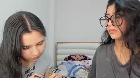 rous_and_sweet09 online show from 04-28-26, 04:06