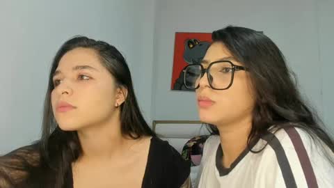 Snapshot of rous_and_sweet09 chatting on 06-12-26, 02:54 rous_and_sweet09 online show from 06-12-26, 02:54