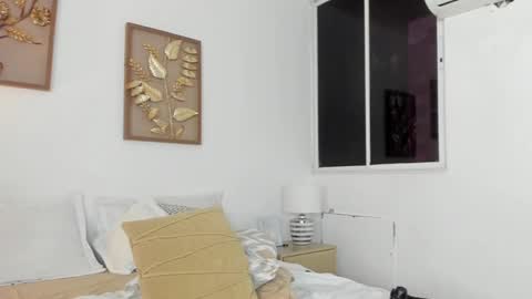 Snapshot of rouse_46 chatting on 12-15-24, 10:37 Rouse online show from 12-15-24, 10:37