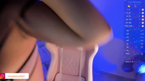 Snapshot of rouse_benett27 chatting on 01-01-25, 04:07    online show from 01-01-25, 04:07