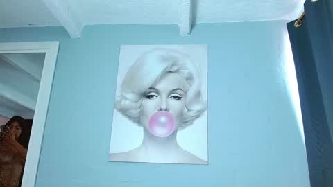 Snapshot of rousebonnett chatting on 12-06-24, 06:39 ROUSE online show from 12-06-24, 06:39