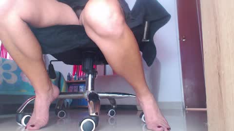 Snapshot of rousee_dawso chatting on 05-25-26, 06:47 Rouse online show from 05-25-26, 06:47