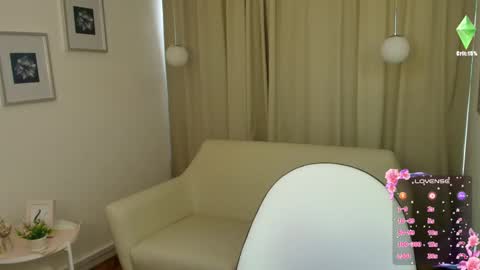 Snapshot of rousee_v chatting on 11-15-25, 12:13 Rousee online show from 11-15-25, 12:13