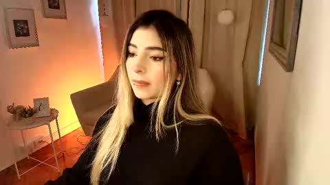 Snapshot of rousee_v chatting on 02-18-26, 02:02 Rousee online show from 02-18-26, 02:02