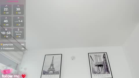 Snapshot of rousefox1 chatting on 01-14-25, 09:35 Valeria online show from 01-14-25, 09:35